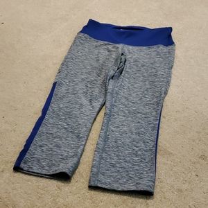 Women's New Balance crop workout pants-XS